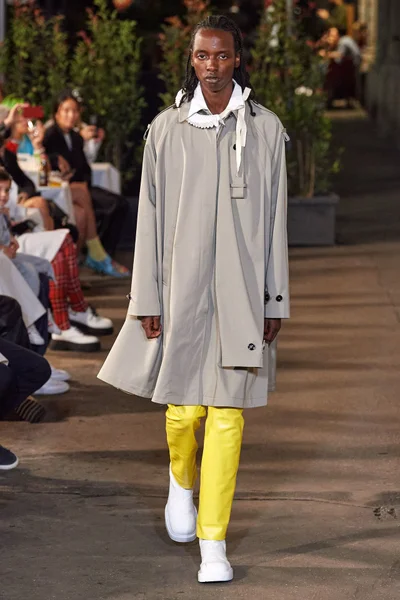 Look 20